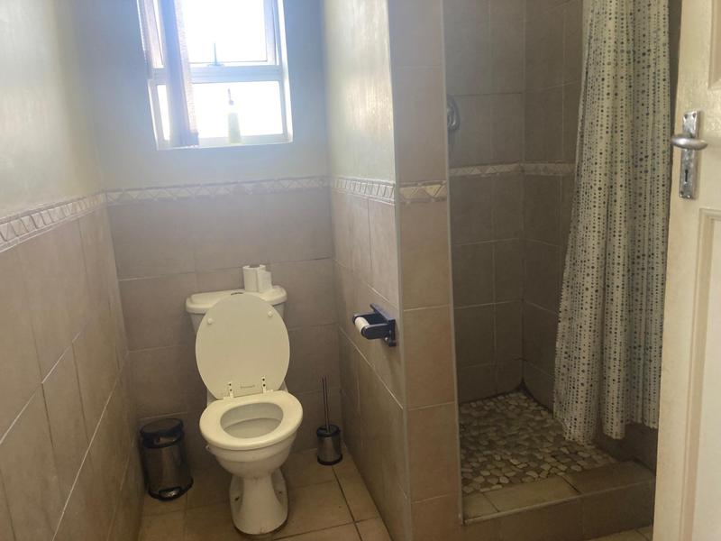To Let Commercial Property for Rent in Newton Park Eastern Cape